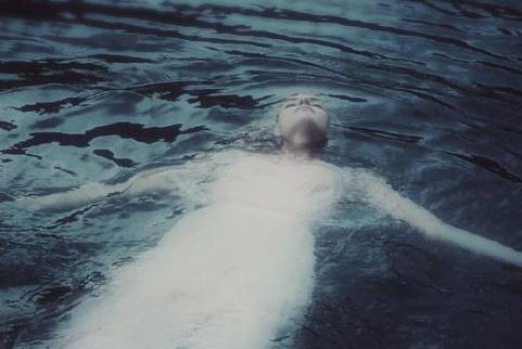 男女通用伤感网名 我与孤独重归于好