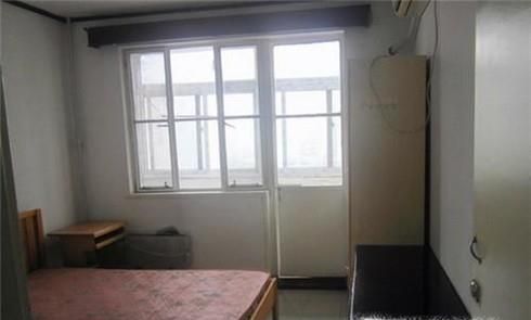 ��һ���ⷿҪ����Щ�ر�Ʒ