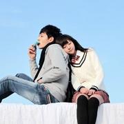 �����۰���