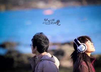 �װ��ģ��Ҷ����˼��䵭��