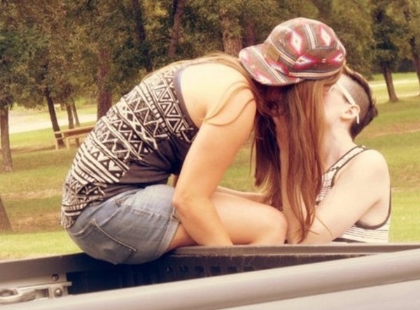 ���˻���ʲô��ʽ���ֳ����ܰ�ĳ��Ů��