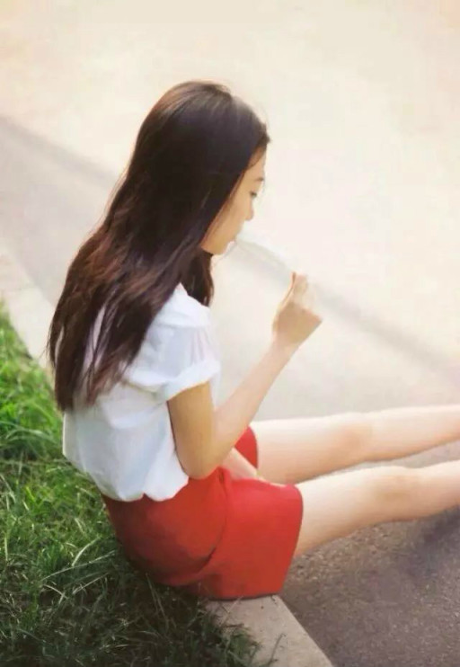 ����ҵĺ���ɽ�ˣ����µ�ֻ�пհ׵��Ҹ�