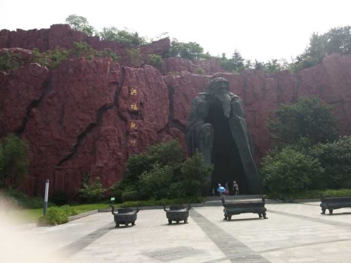 ����ɽ��