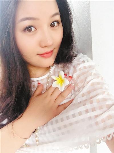 现在在波音747上,马上又要去美国了