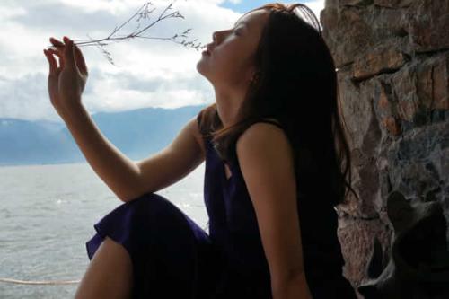 �ε��˵�һ�����׶��󣬸�������һ������