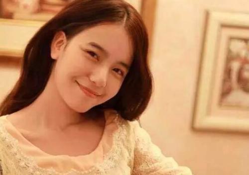 xc�����µ�Ů����